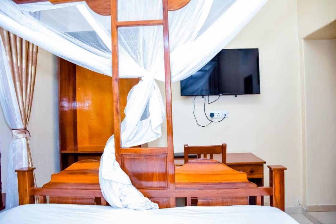 Red Sun Lodge Kokoni Ngambo Zewnętrze zdjęcie