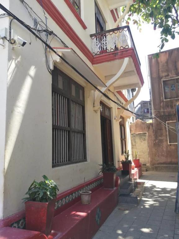 Red Sun Lodge Kokoni Ngambo Zewnętrze zdjęcie